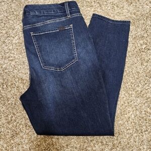 Jen 7 by 7 for all mankind